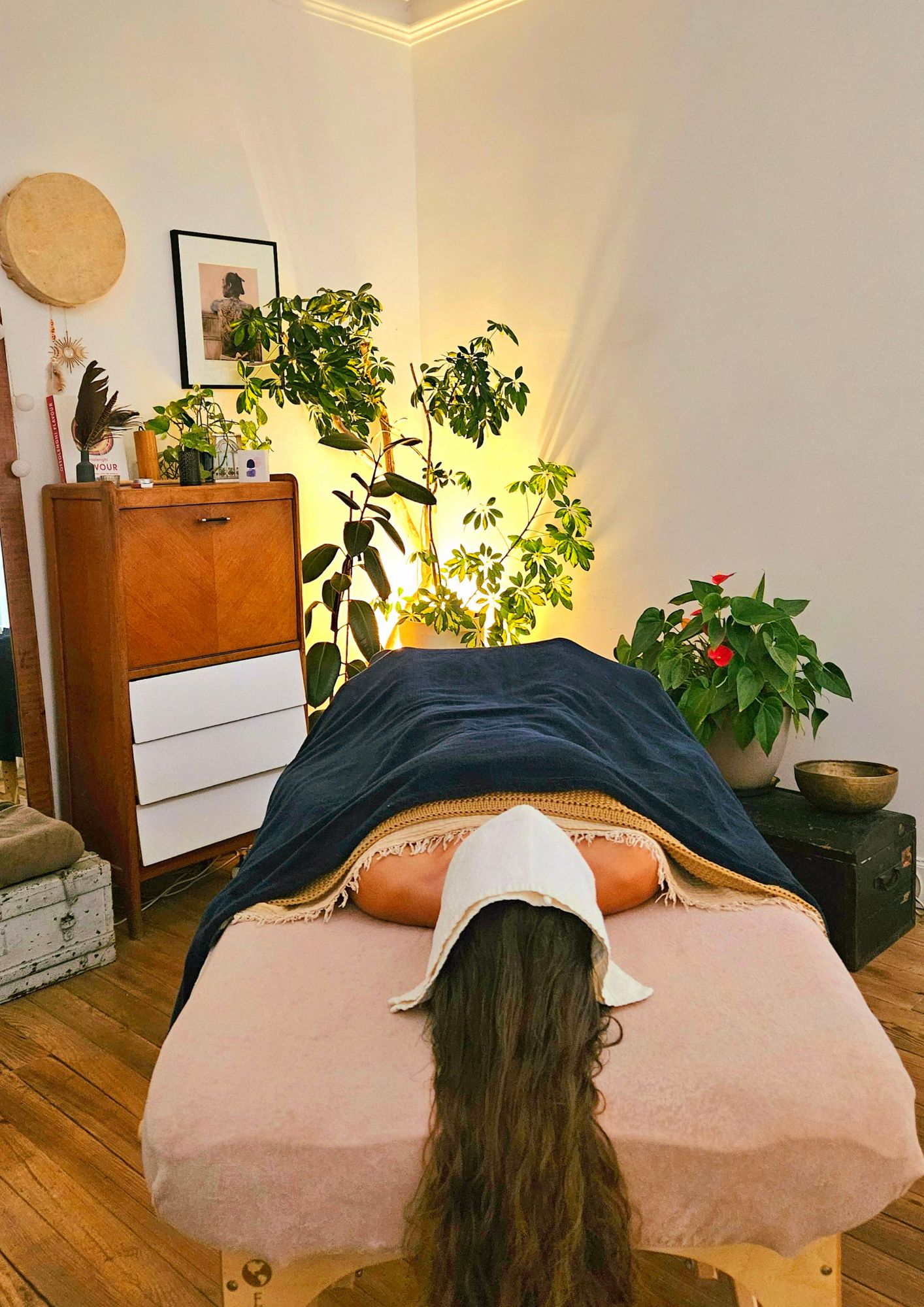 Séance de massage à domicile, confort et bien-être à la maison au Pays Basque Biarritz | Fabien Massages Biarritz Pays Basque